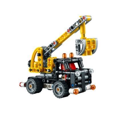LEGO Cherry Picker