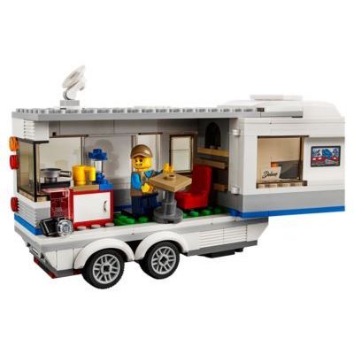 LEGO Pickup & Caravan