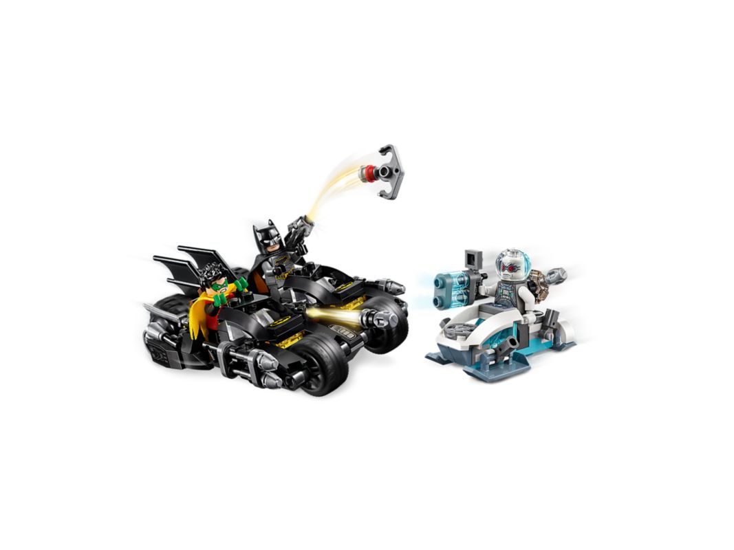 LEGO Mr. Freeze™ Batcycle™ Battle
