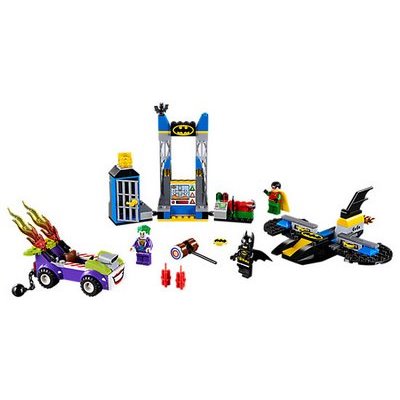 LEGO The Joker™ Batcave Attack