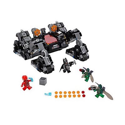 LEGO Knightcrawler Tunnel Attack