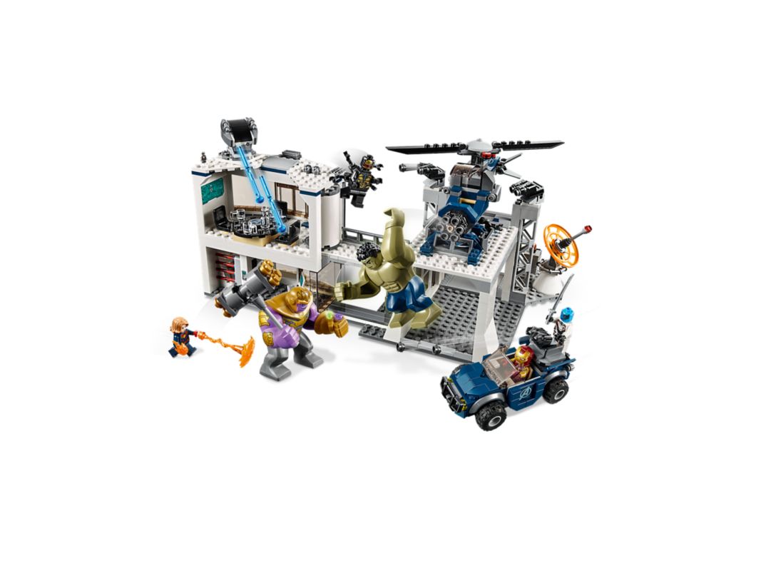 LEGO Avengers Compound Battle