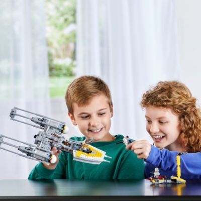 LEGO Y-Wing Starfighter™