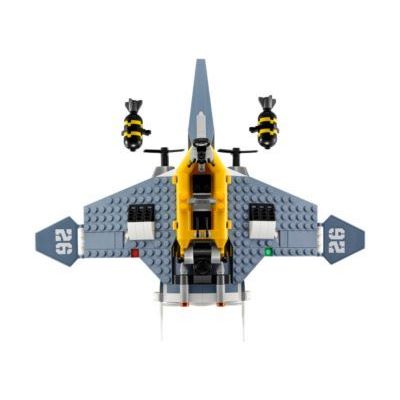 LEGO Manta Ray Bomber