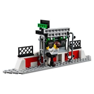 LEGO MERCEDES AMG PETRONAS Formula One™ Team