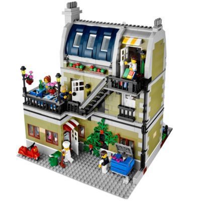 LEGO Parisian Restaurant