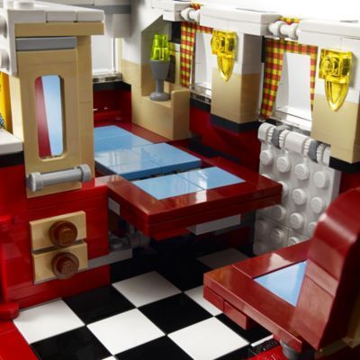 LEGO Volkswagen T1 Camper Van