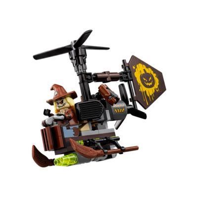 LEGO Scarecrow™ Fearful Face-off