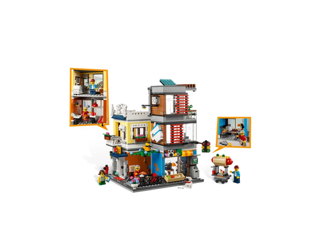 LEGO Townhouse Pet Shop & Caf