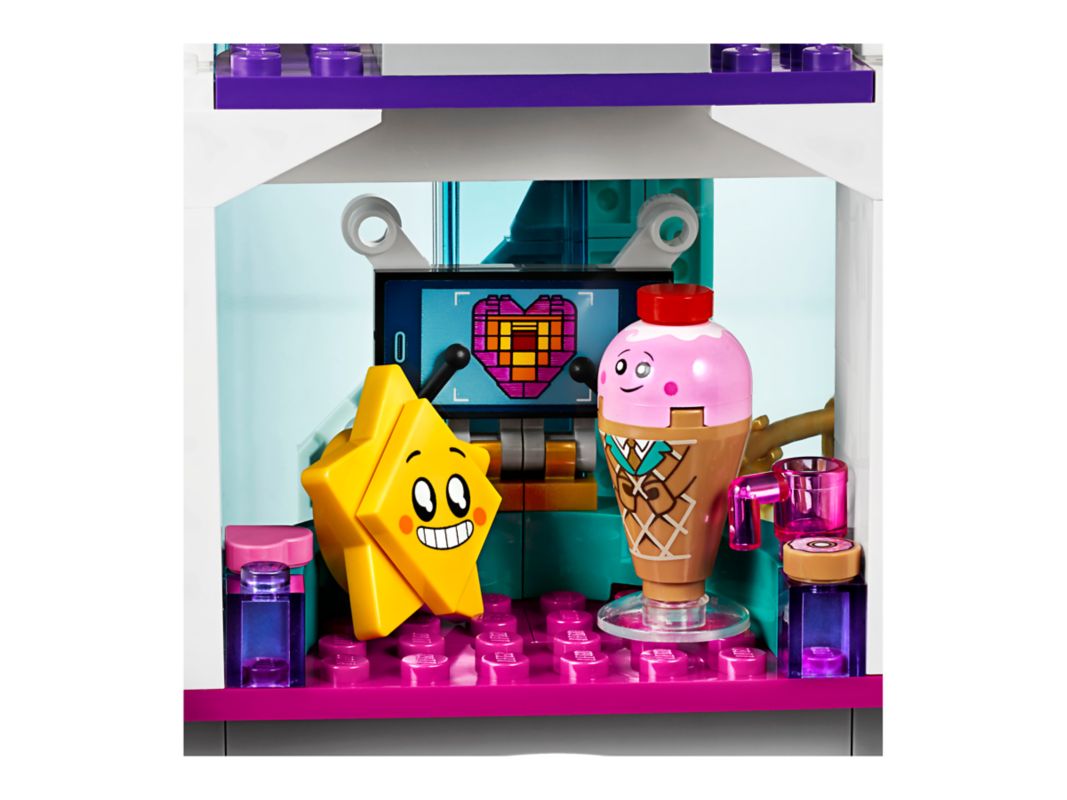 LEGO Queen Watevra's