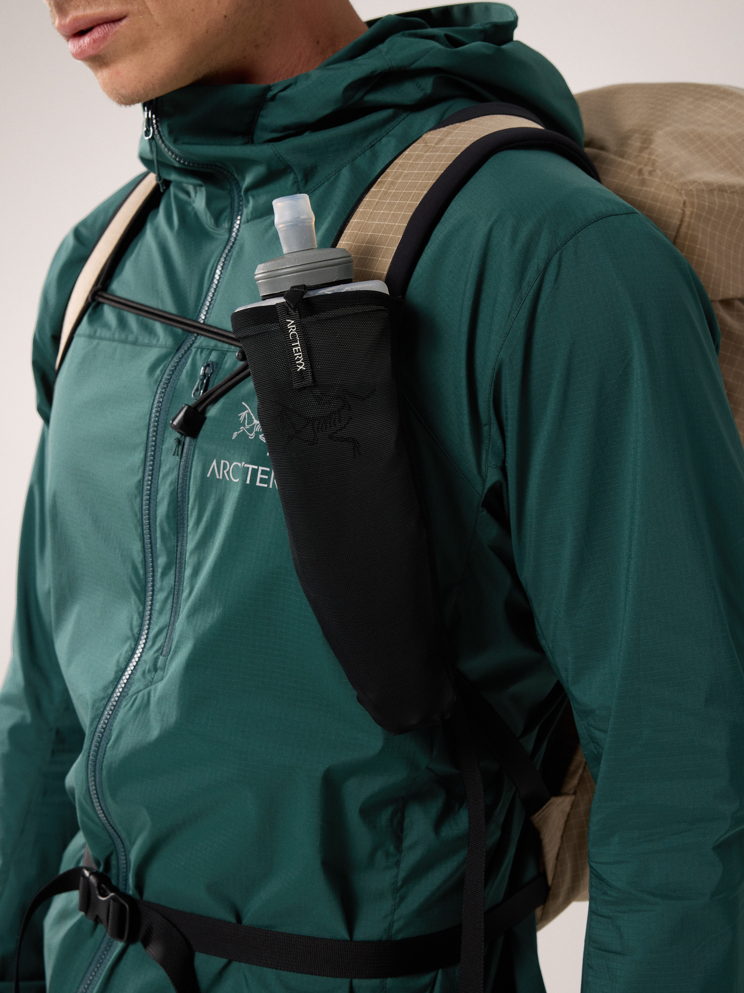 Della Flask Holder Pack Accessory