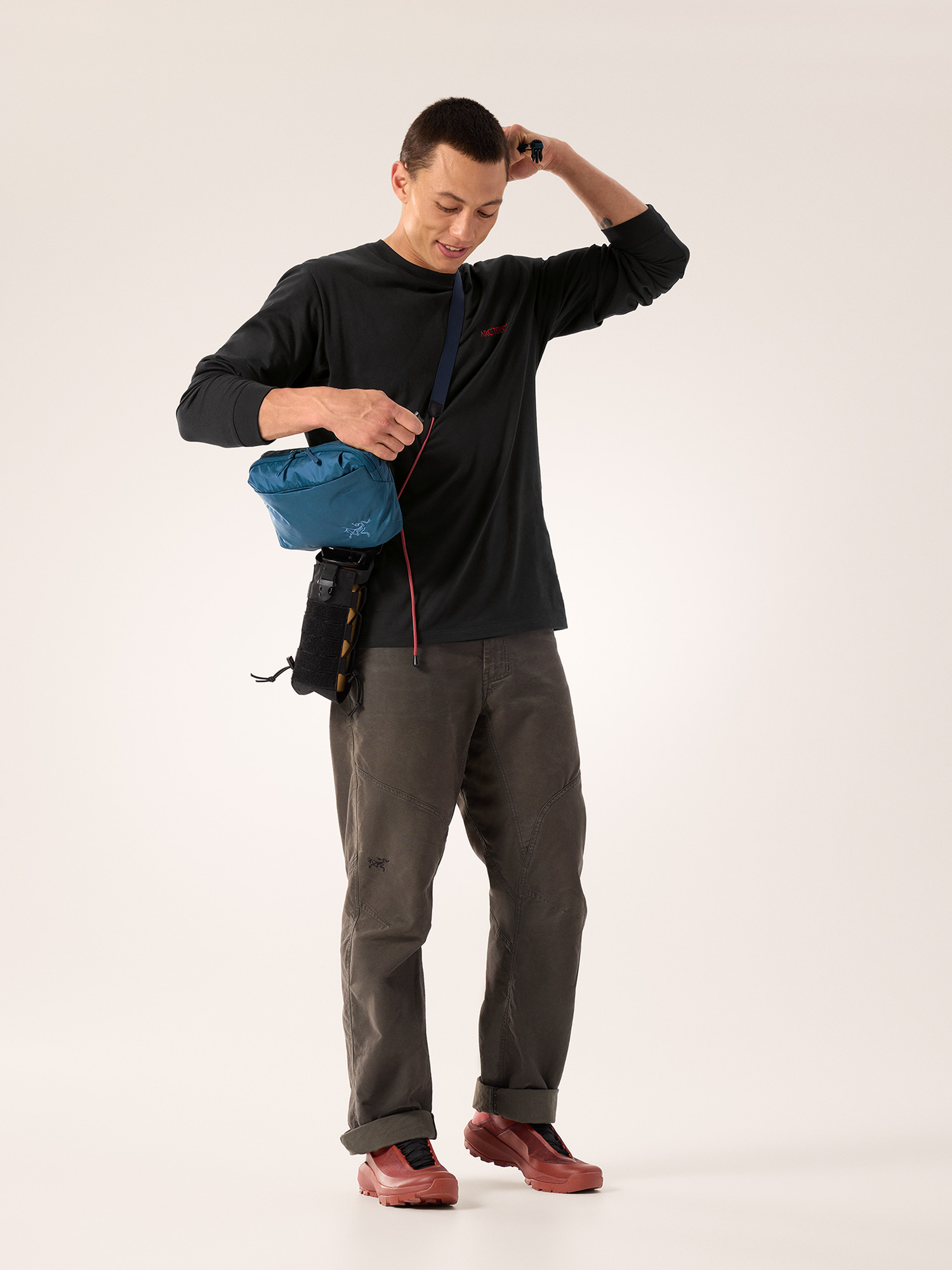 Heliad Crossbody Bag