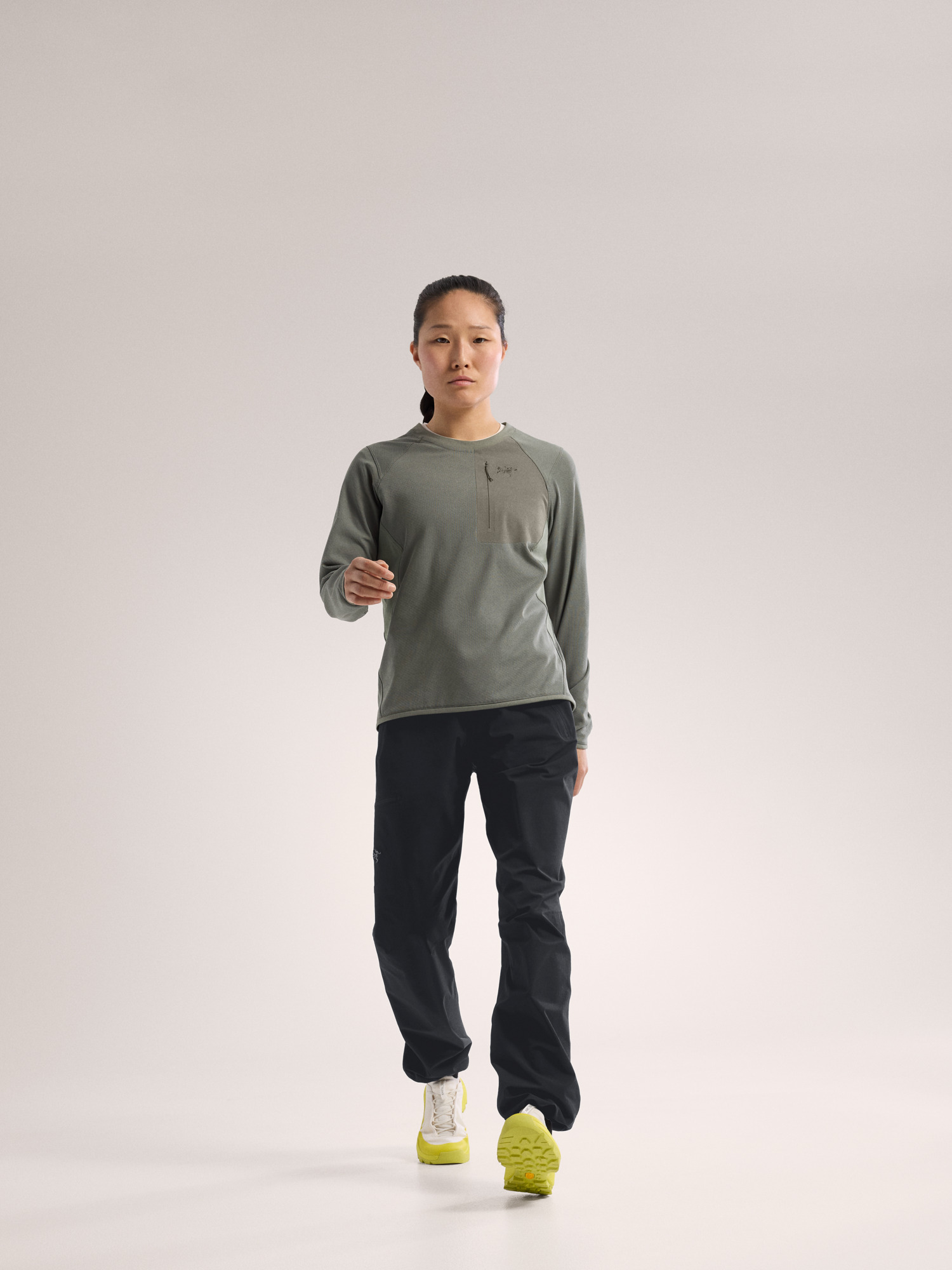 Delta Crew Neck Pullover Women's