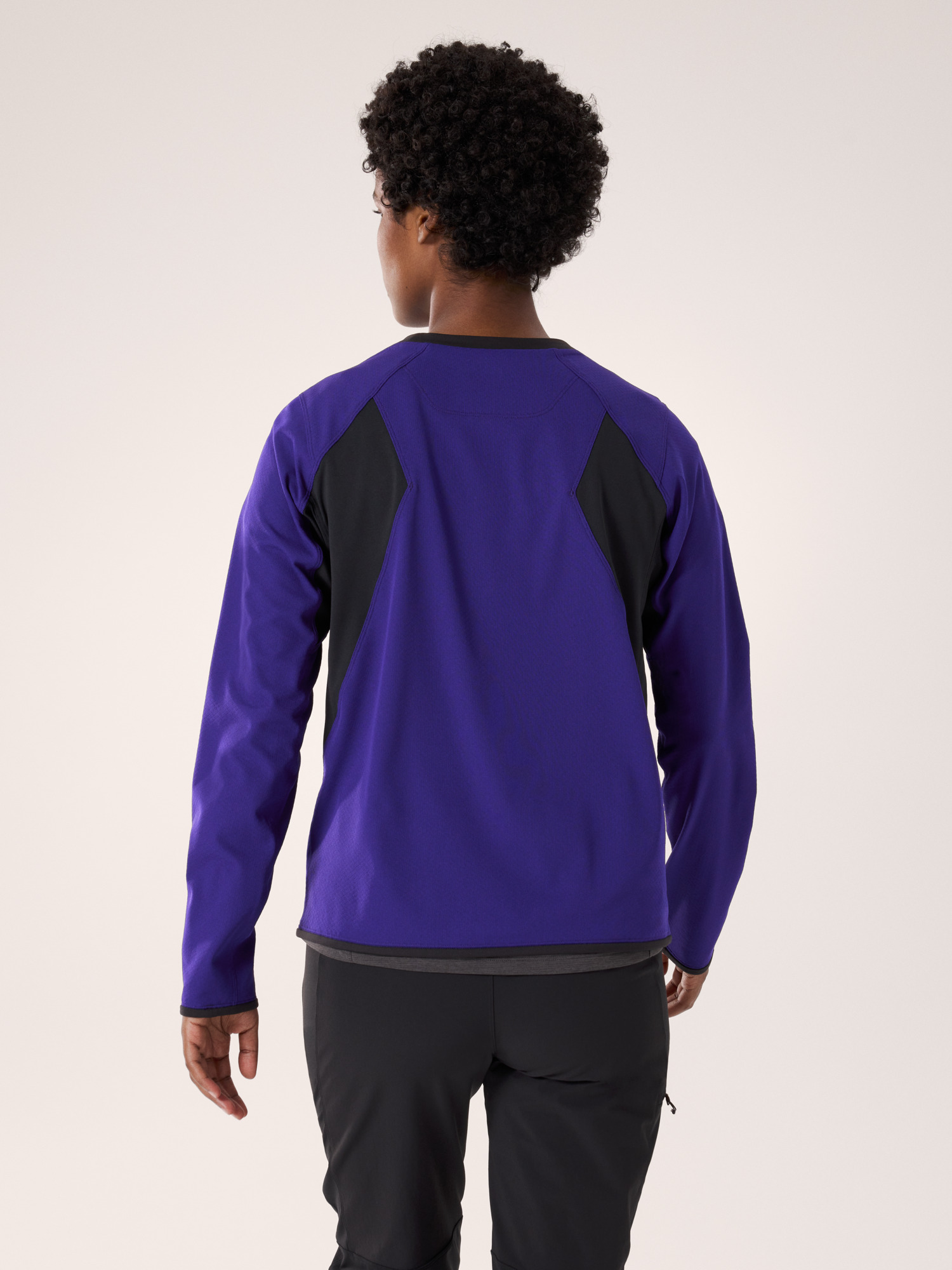 Delta Crew Neck Pullover Women's