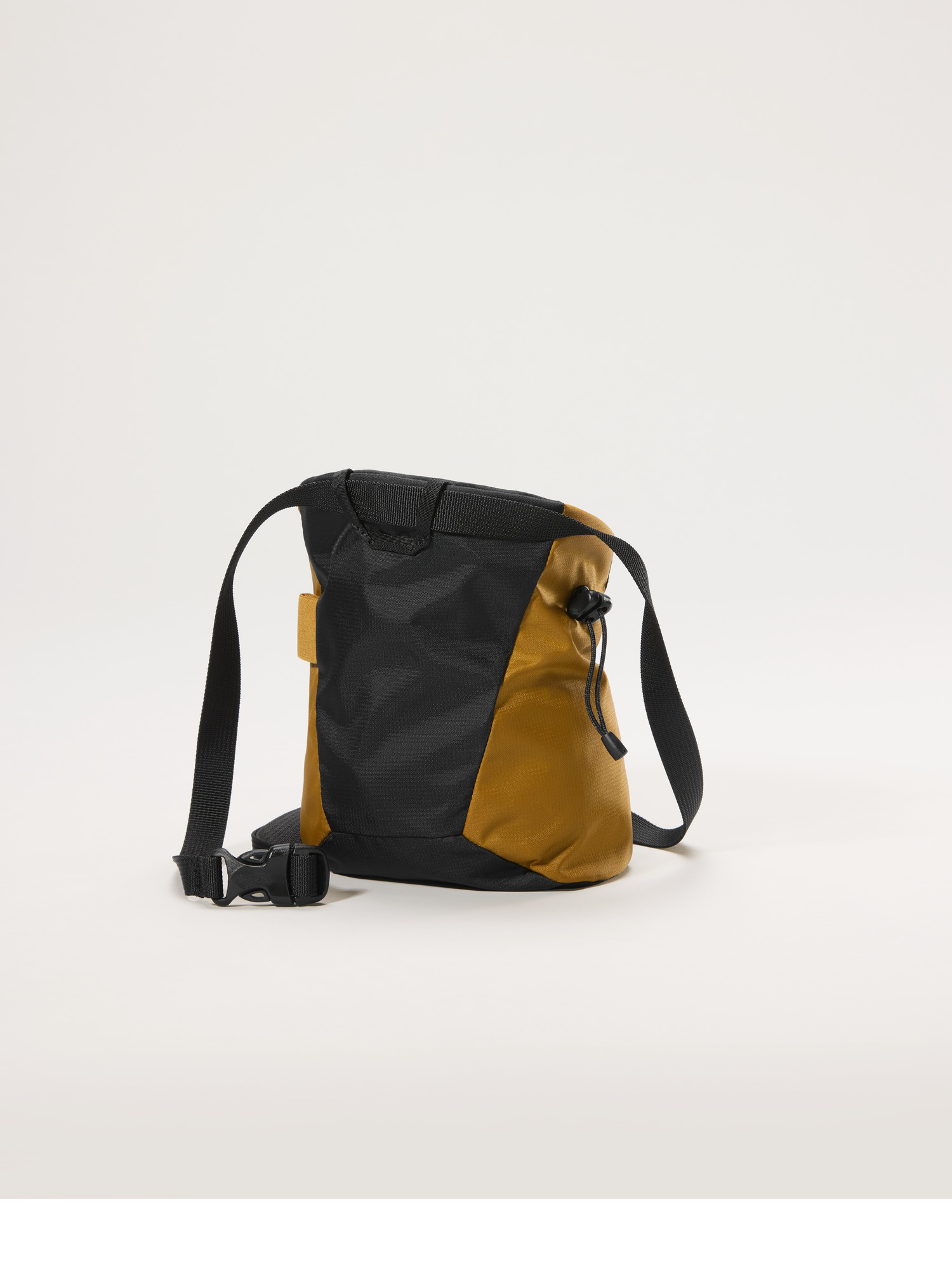 Ion Lightweight Chalk Bag