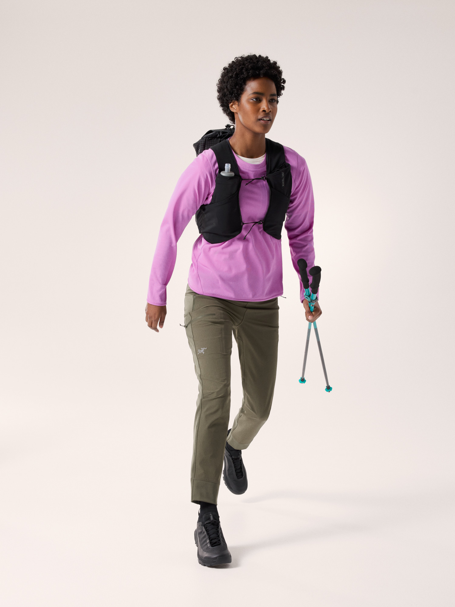 Delta Crew Neck Pullover Women's