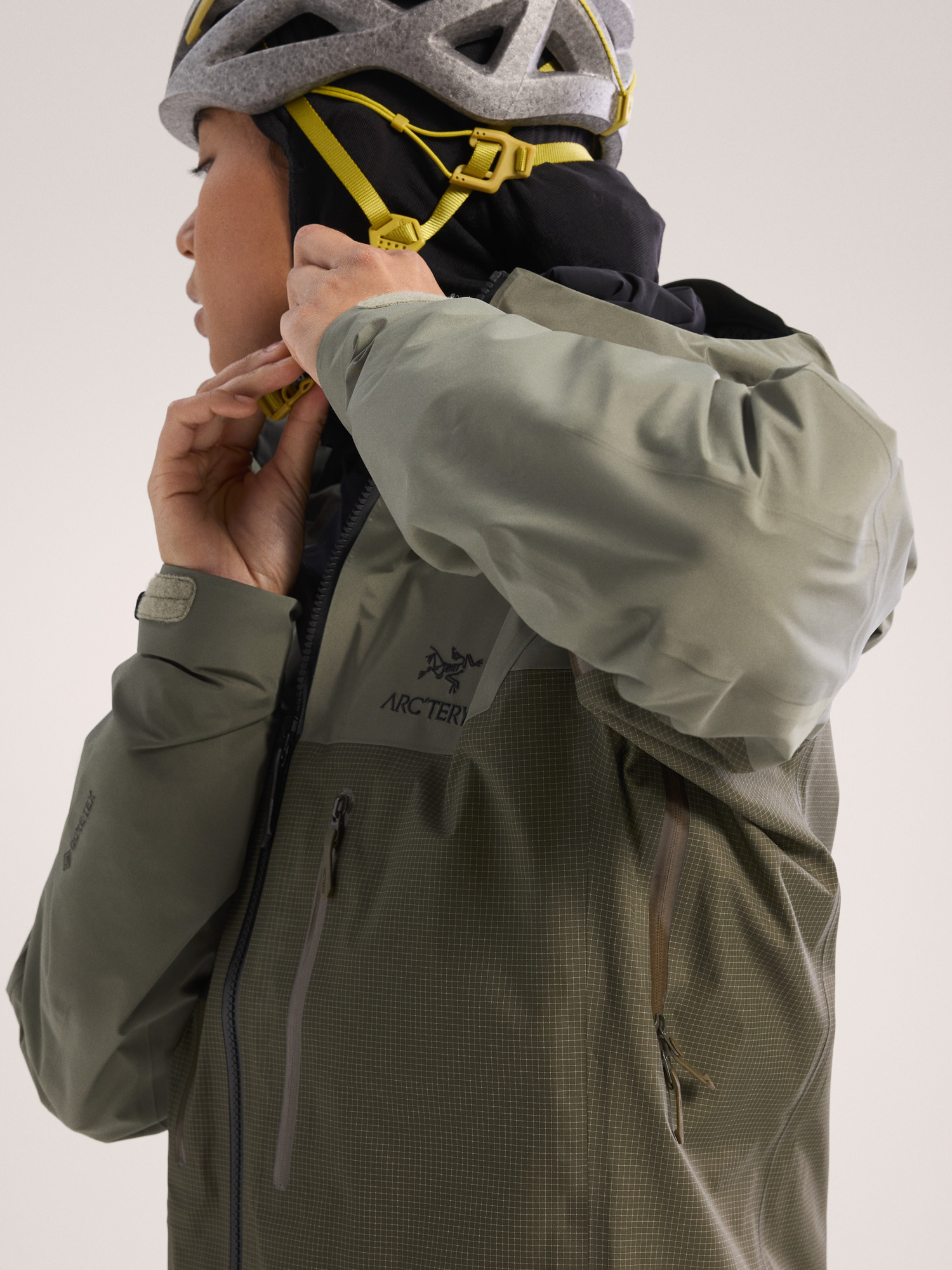 Alpha Jacket Women's