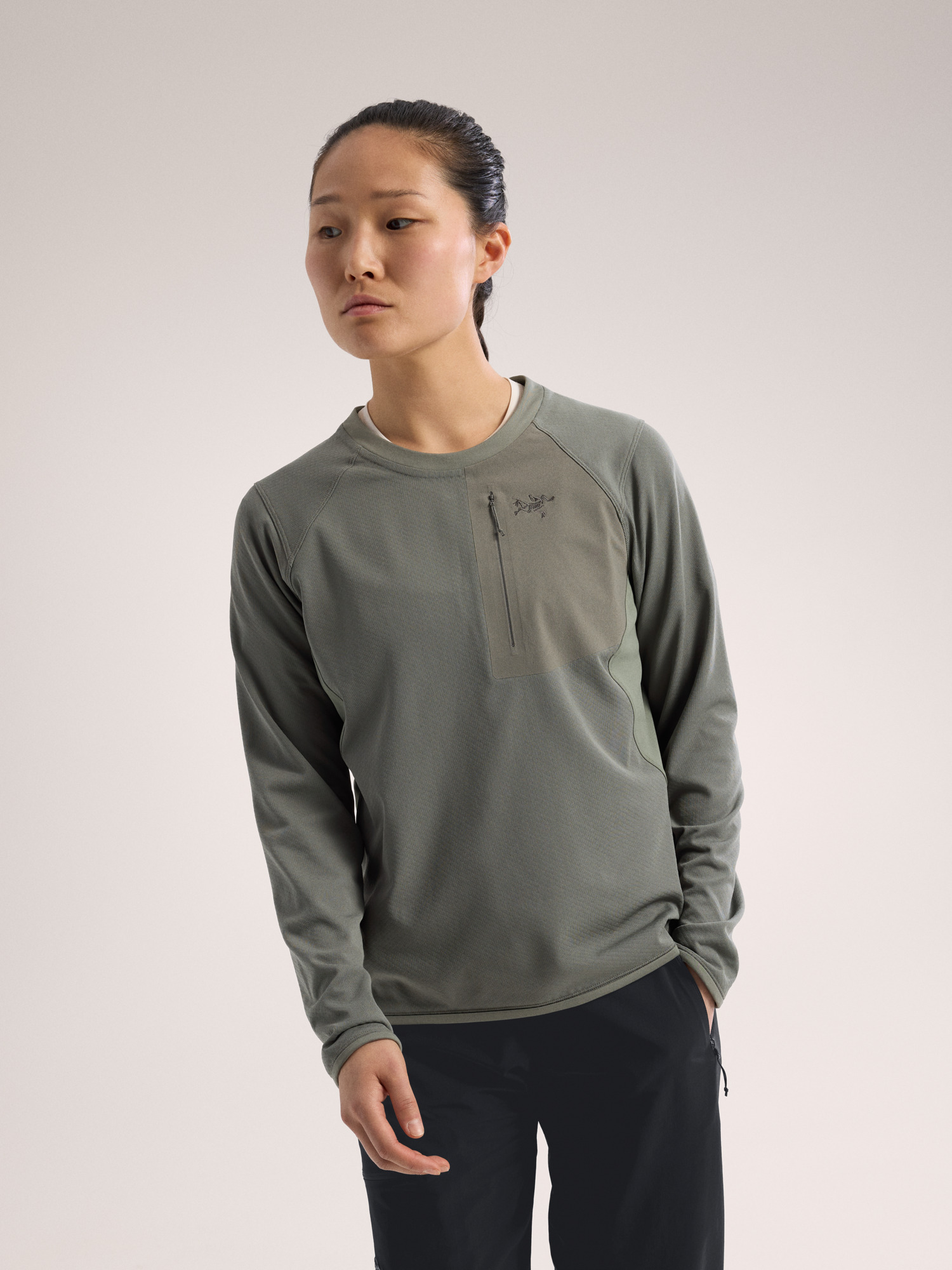 Delta Crew Neck Pullover Women's