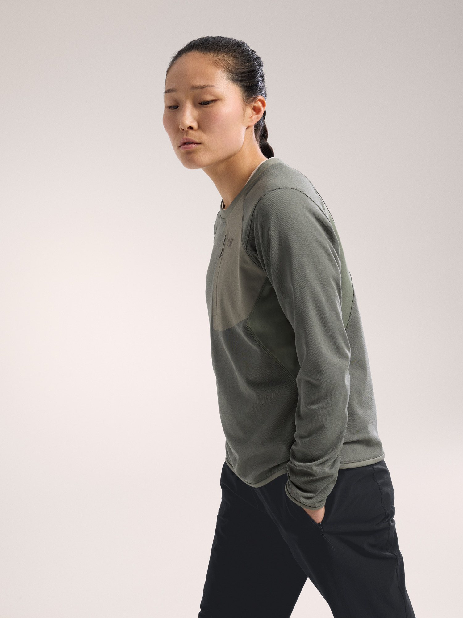 Delta Crew Neck Pullover Women's