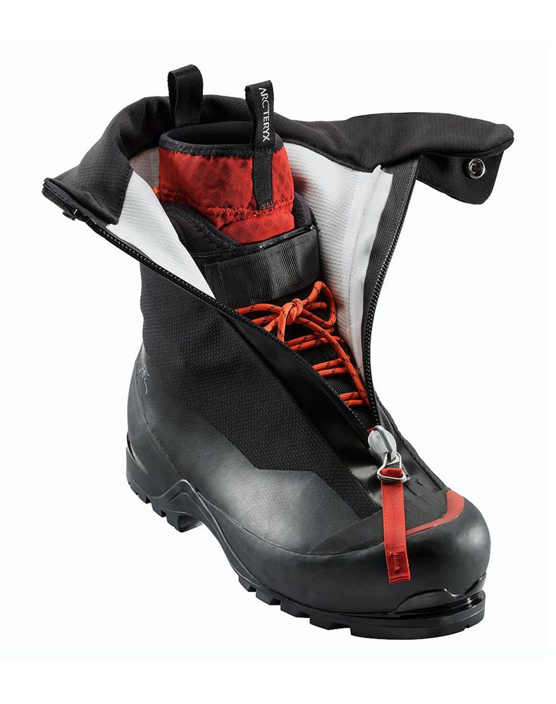 Arc'teryx Acrux AR Mountaineering Boots Mens - Black