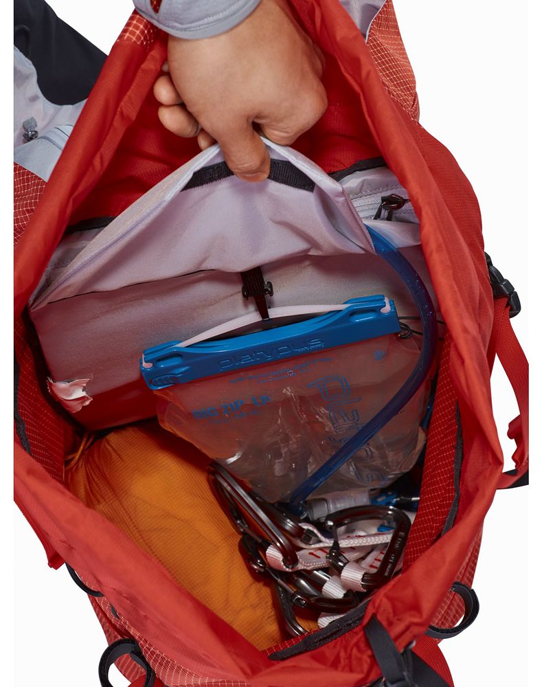 Arc'teryx Alpha AR 35 Backpack Mens - Red