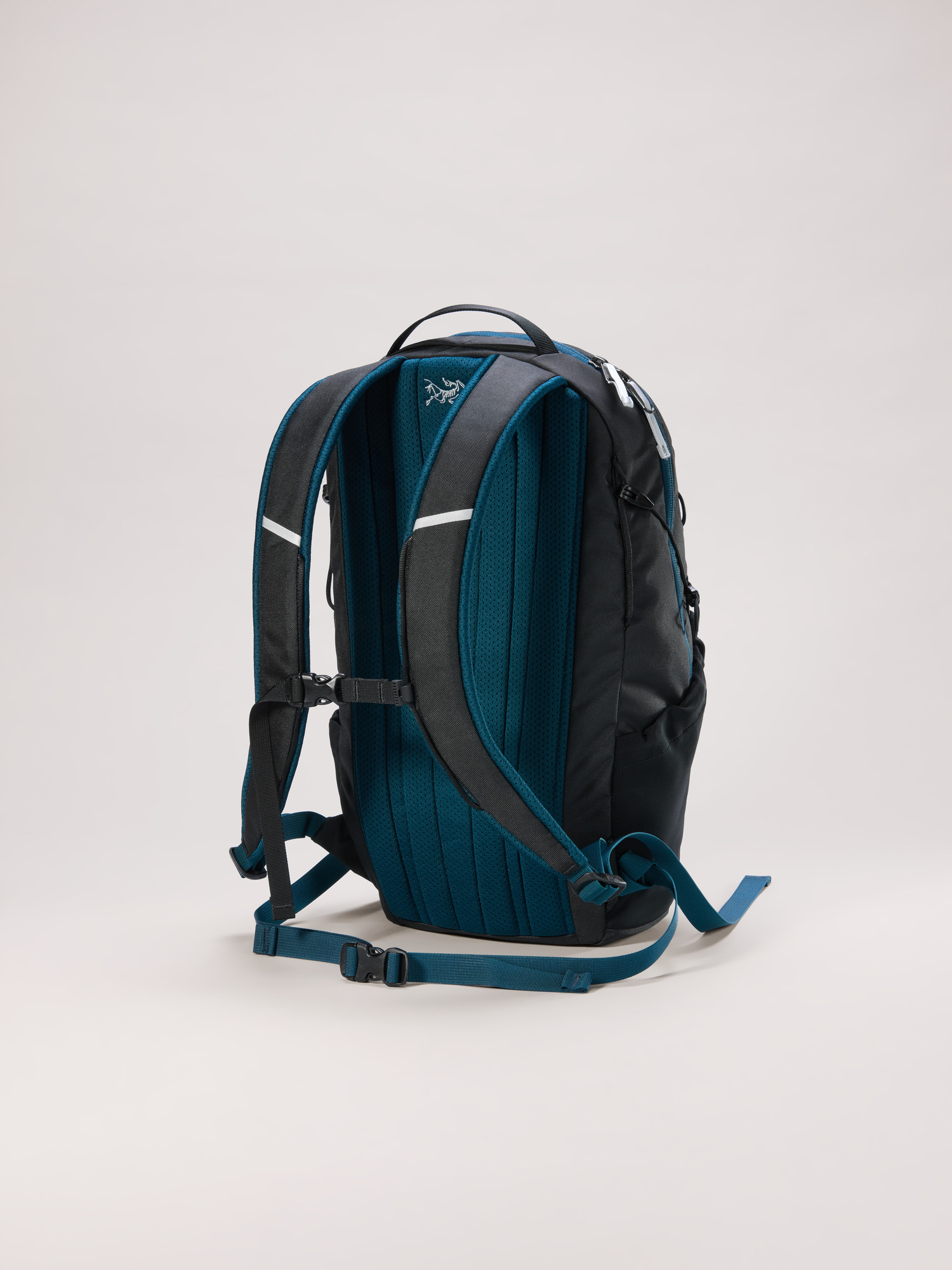 Mantis 16 Backpack