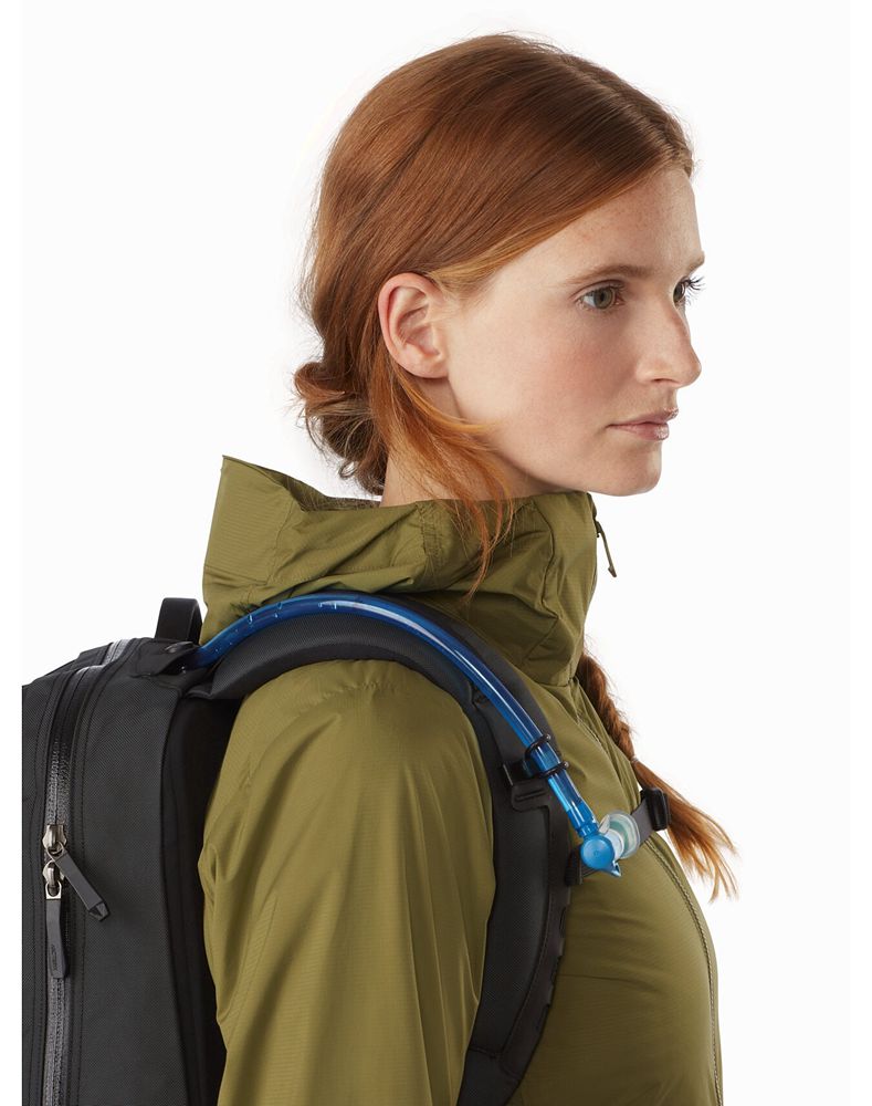Arc'teryx Arro 16 Backpack Womens - Grey