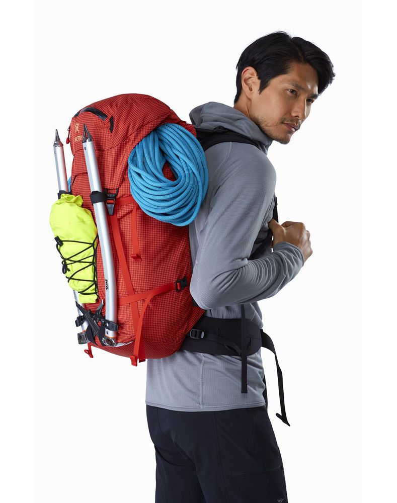 Arc'teryx Alpha AR 35 Backpack Mens - Red