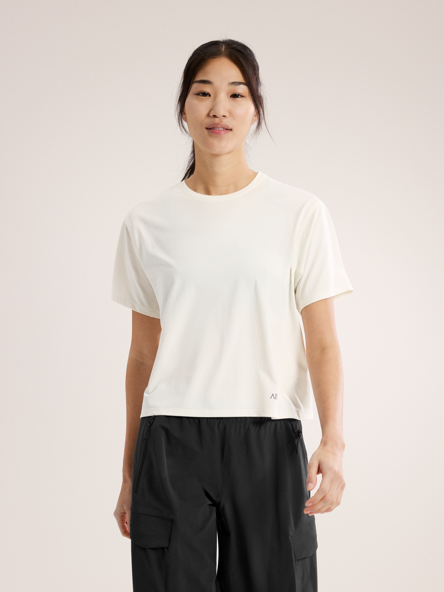 Taema Crop Logo T-Shirt Women's