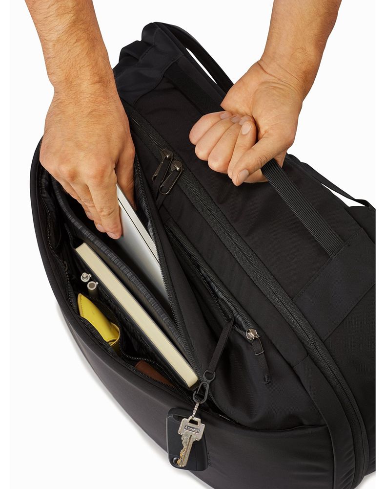 Arc'teryx Blade 28 Backpack Mens - Black