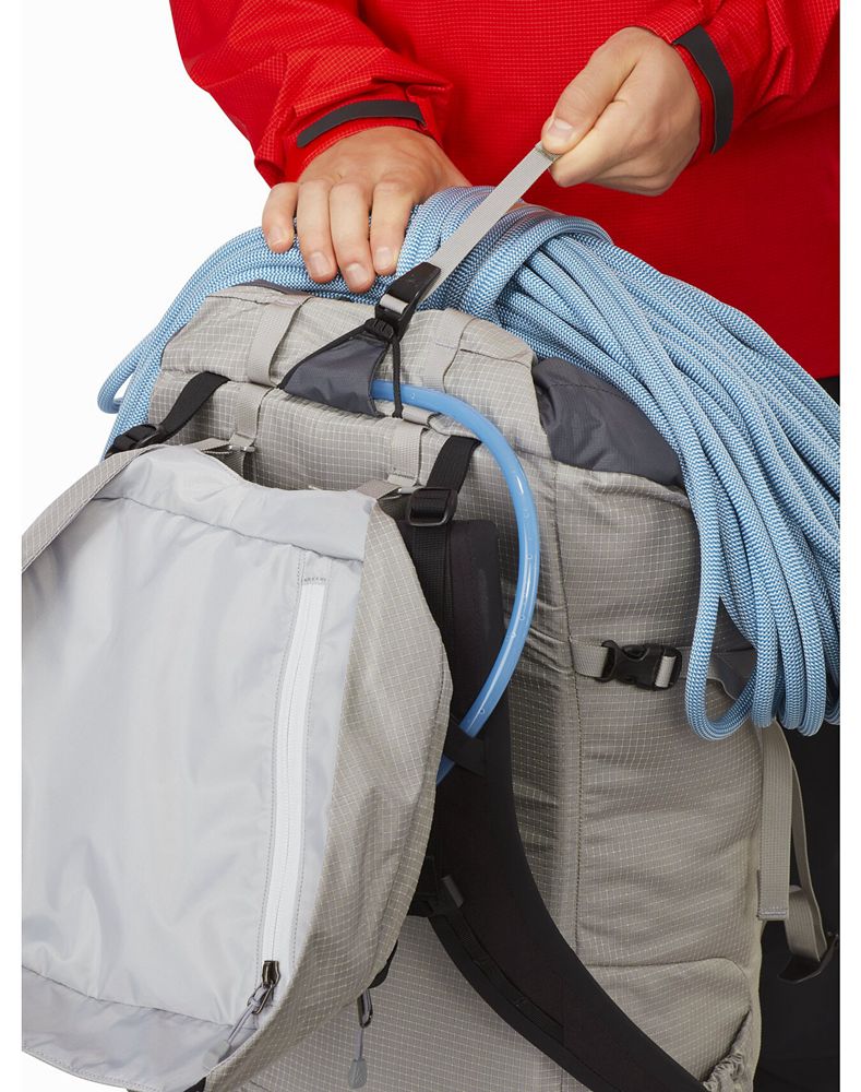 Arc'teryx Alpha AR 55 Backpack Mens - Grey