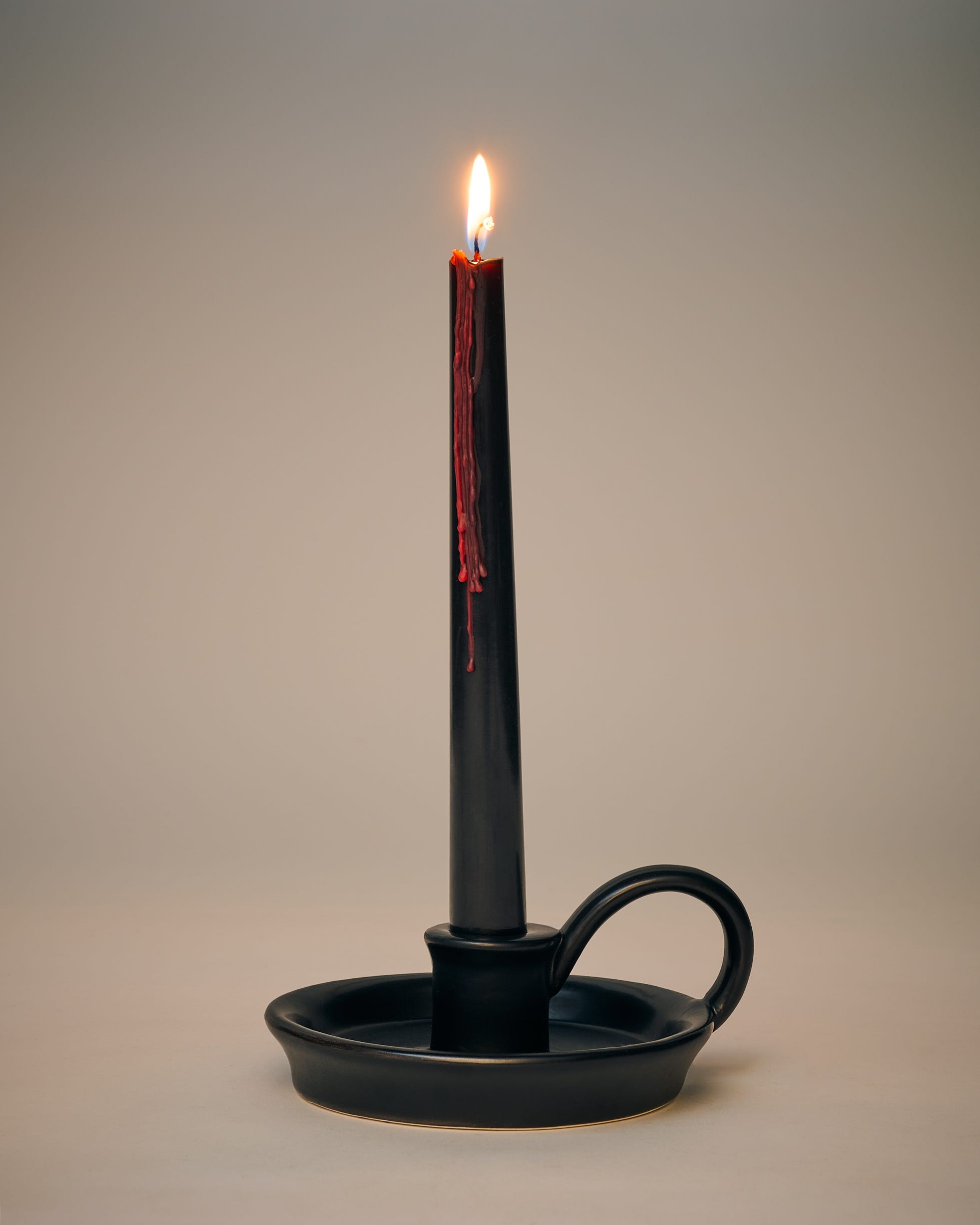 Bleeding Tapers Black & Red Unscented 2 x 25cm