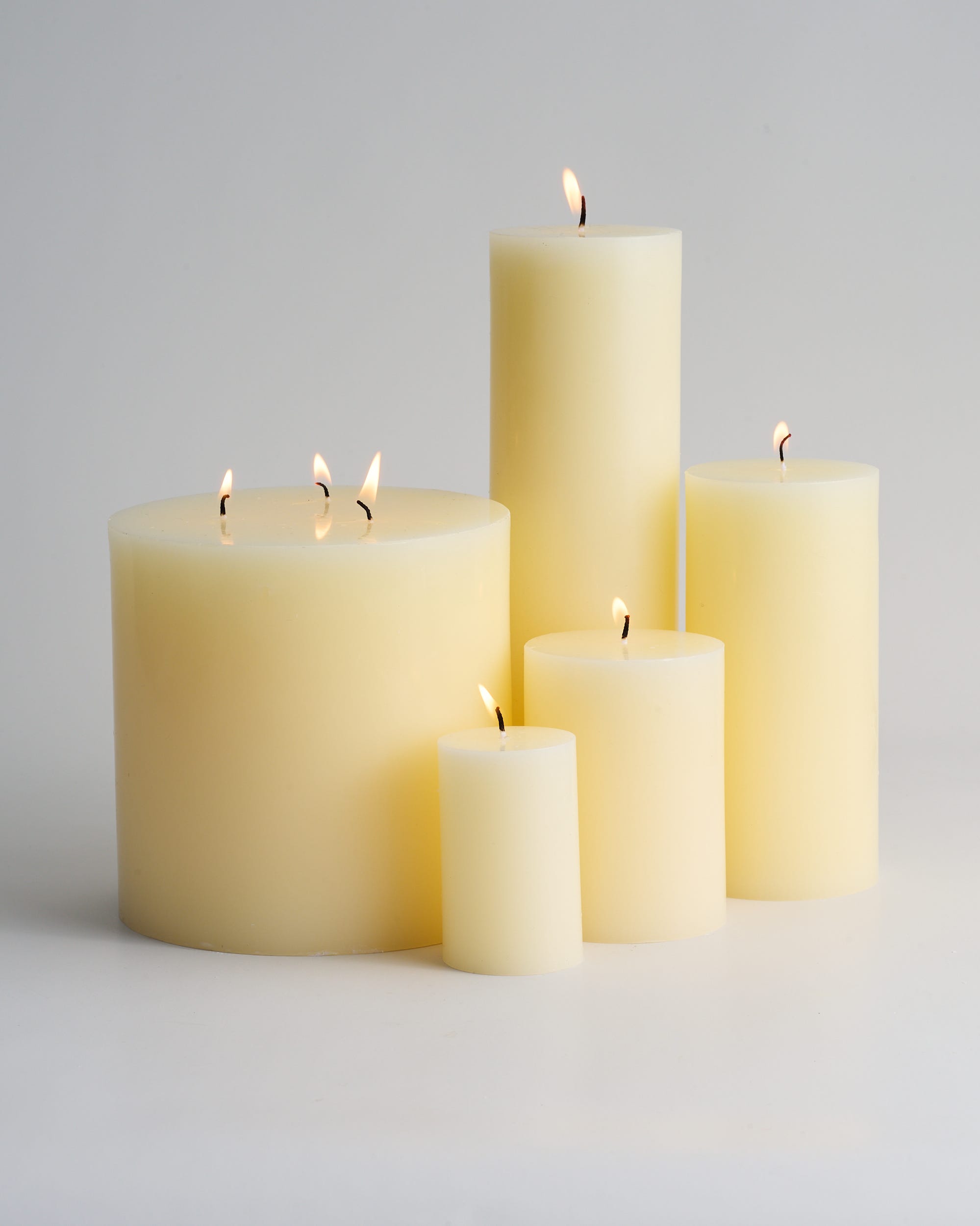 Unscented Pillar Candle Ivory 2kg