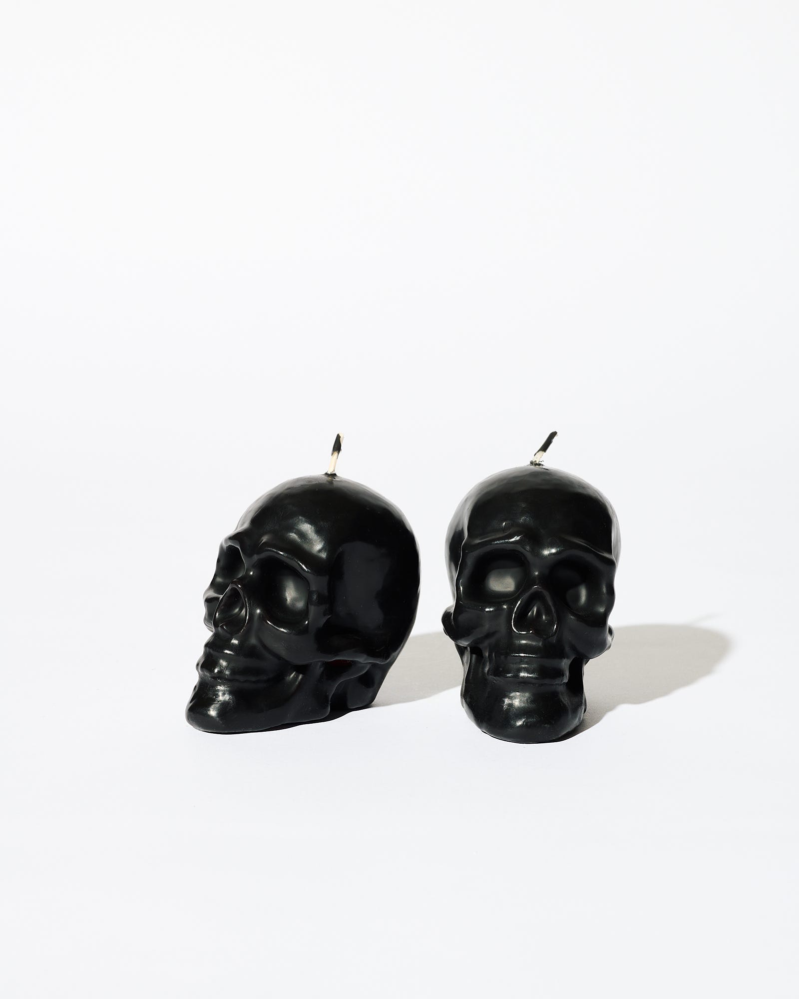 Bleeding Skull Unscented Candle Duo Black & Red 2 x 180g