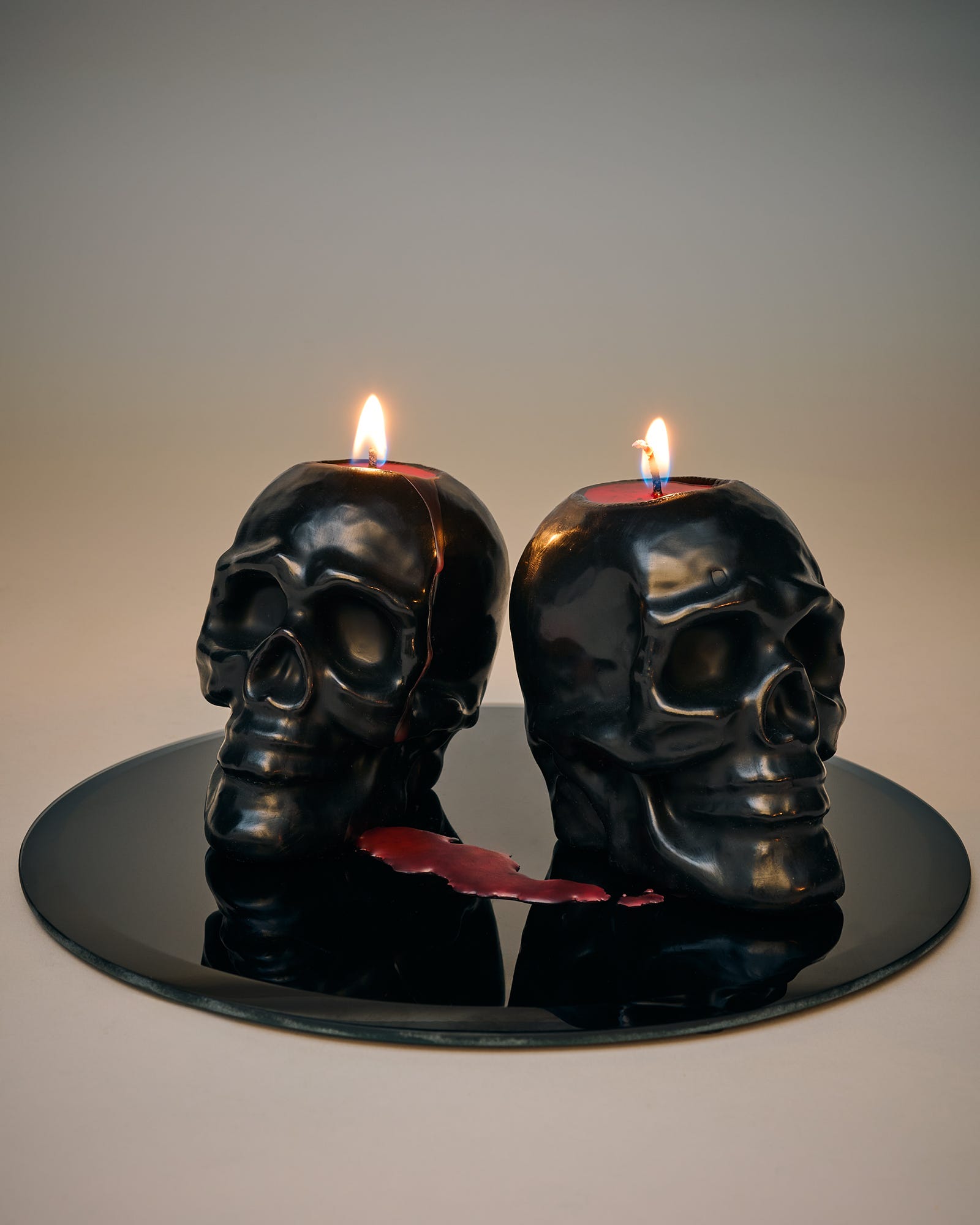 Bleeding Skull Unscented Candle Duo Black & Red 2 x 180g