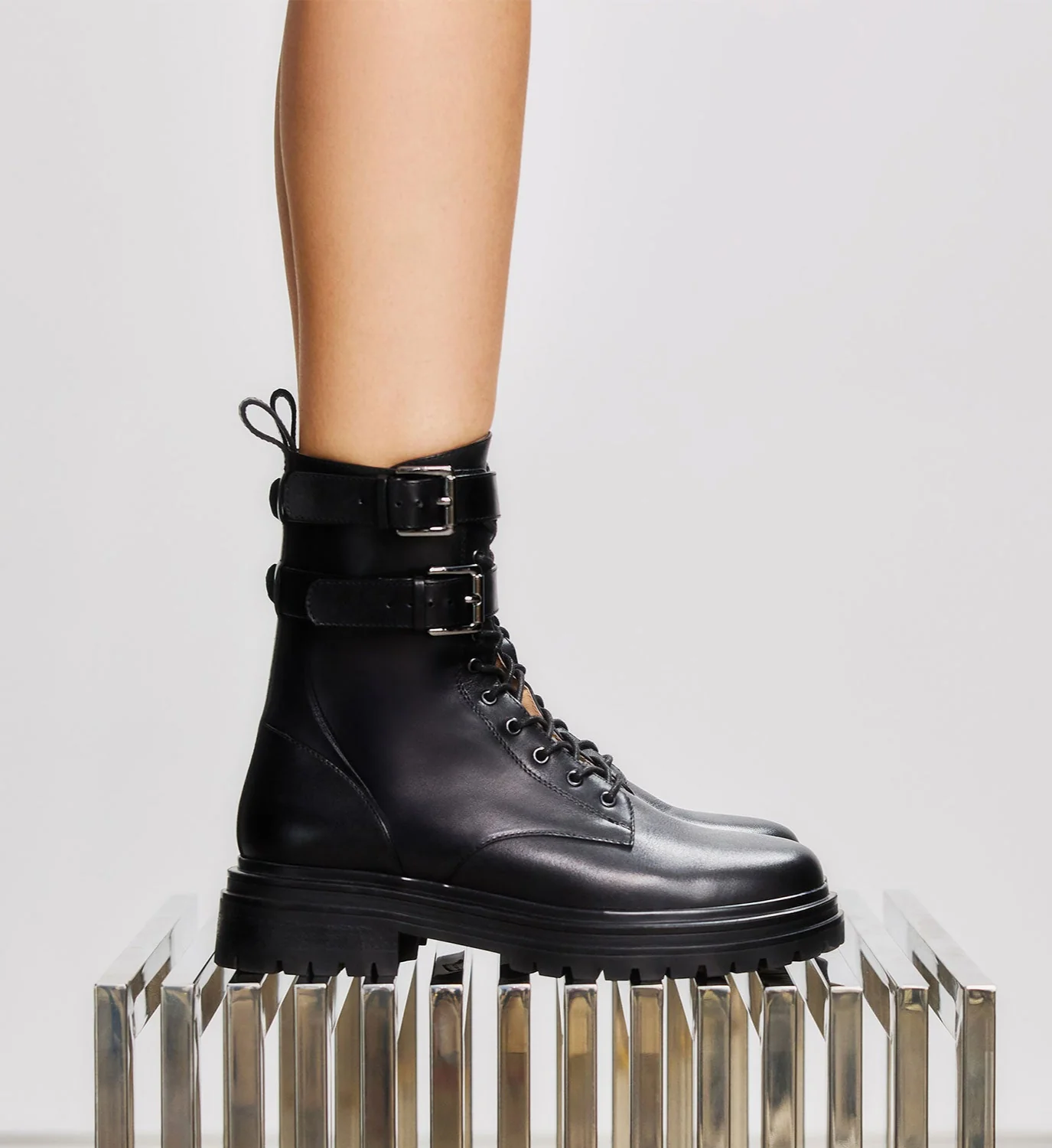 Pipra Black Leather Flat Boots