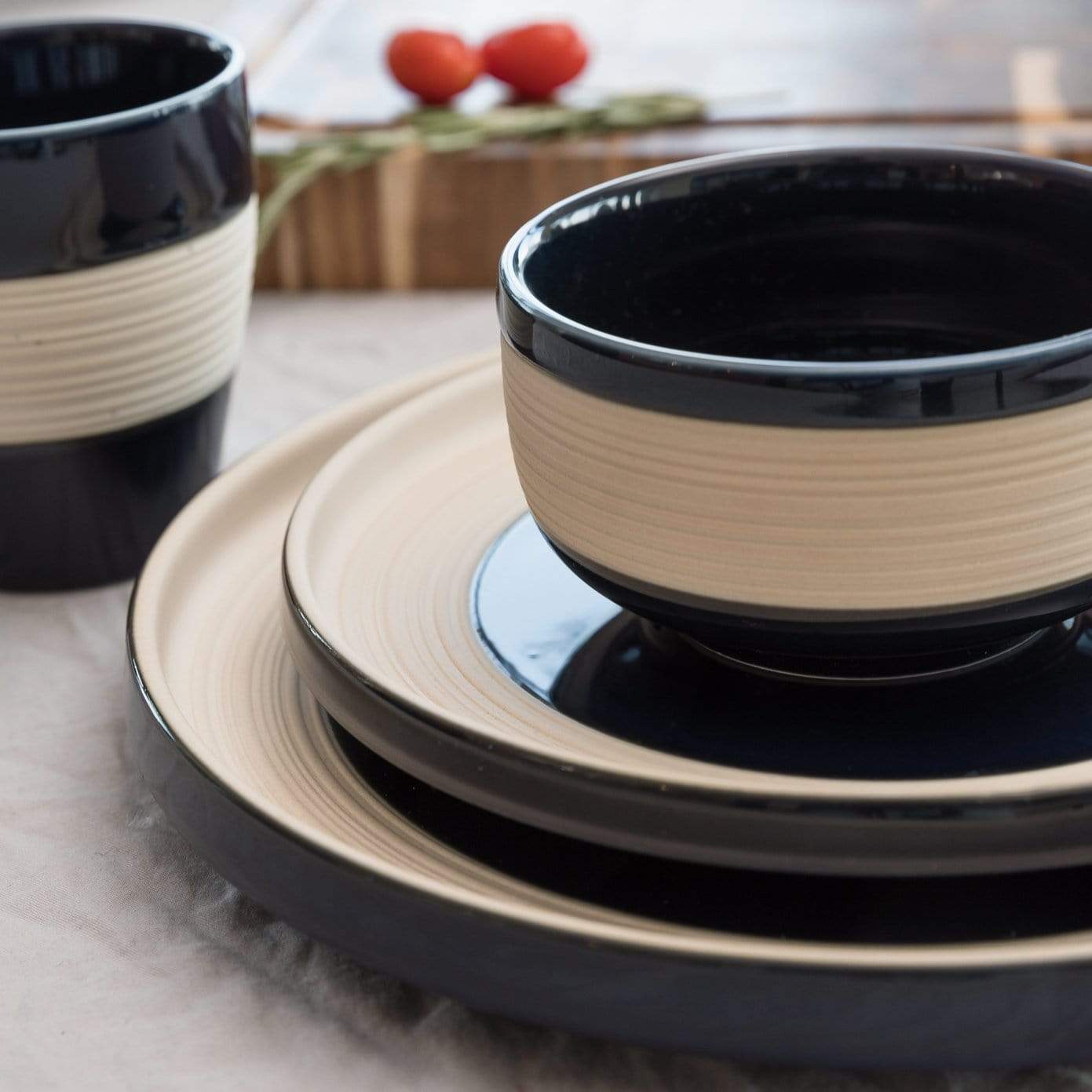 Feld Dinnerware Set