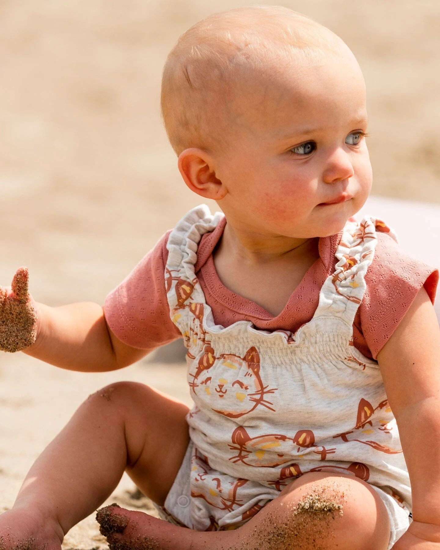 Organic Cotton Pointelle Knit Onesie And Shortall Set Heather Beige With Printed Cat