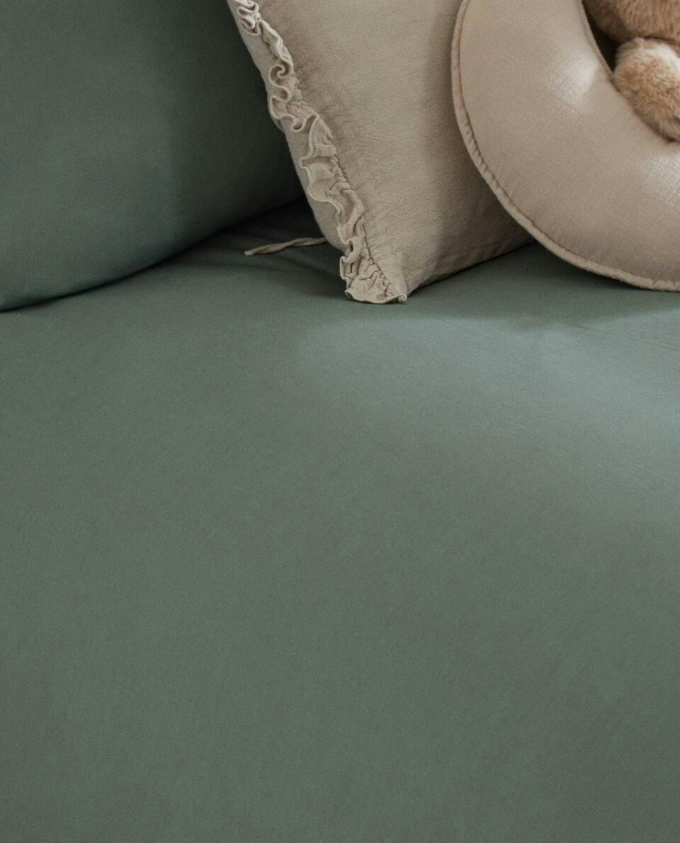 CHILDREN'S COTTON FITTED SHEET WITH TOPSTITCHING