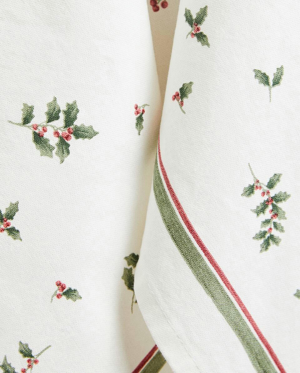 PACK OF COTTON CHRISTMAS HOLLY TEA TOWELS (PACK OF 2)