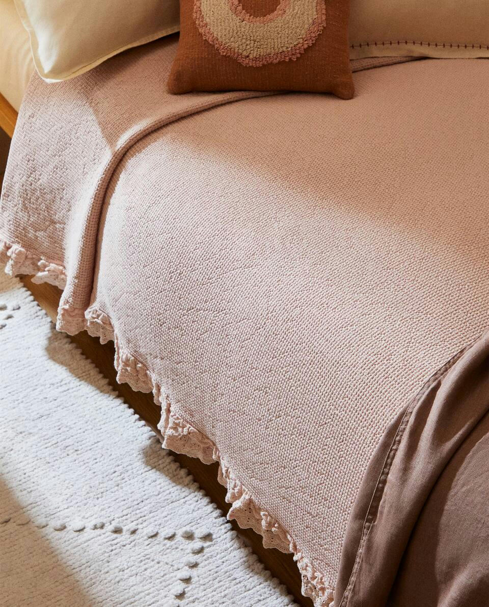 JACQUARD COTTON BEDSPREAD