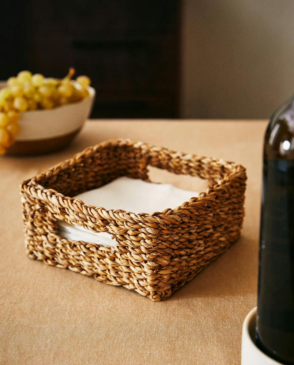 SQUARE WOVEN BASKET WITH HANDLES