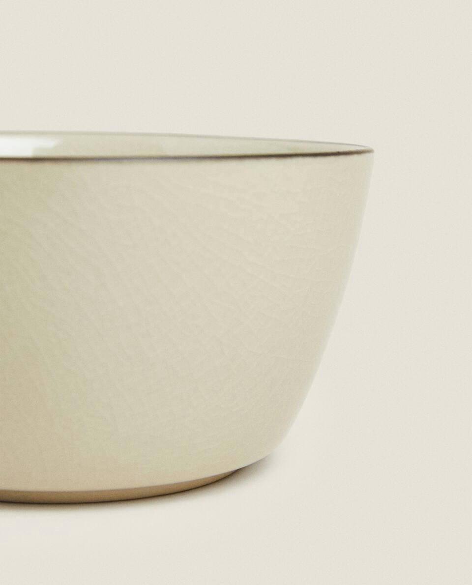 STONEWARE BOWL WITH RIM