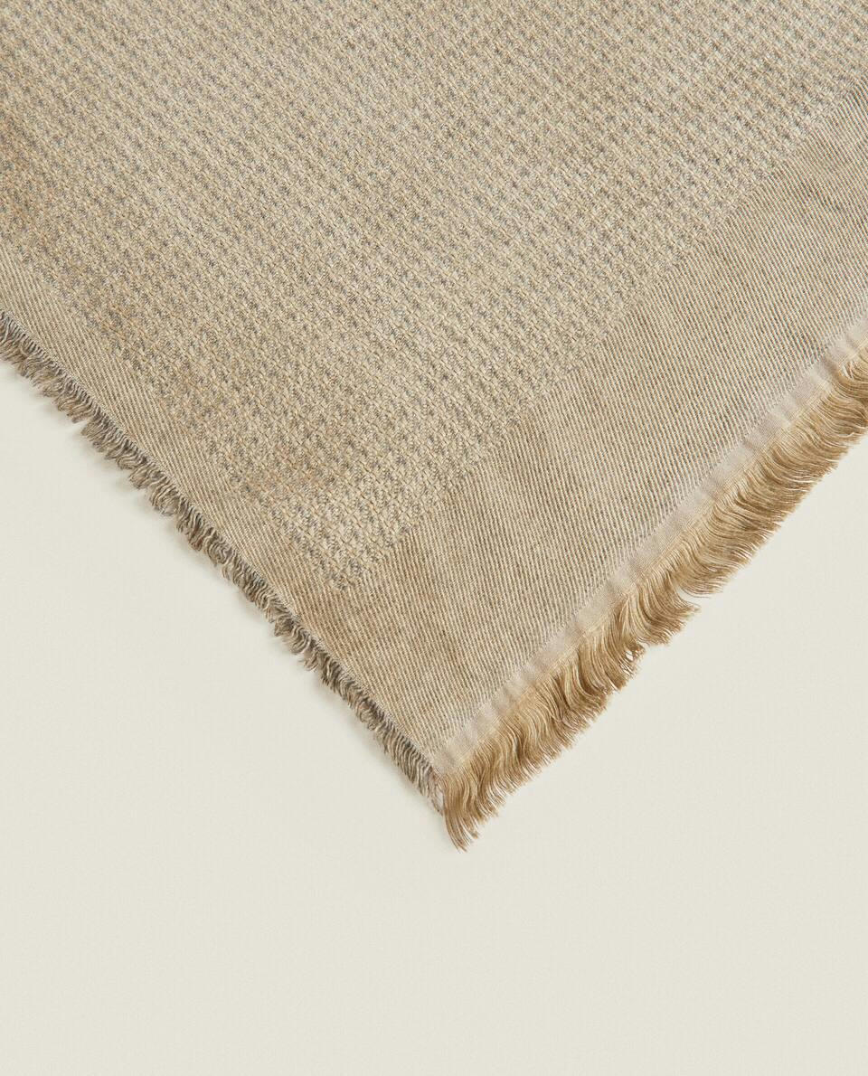 COTTON BLANKET WITH FRINGING