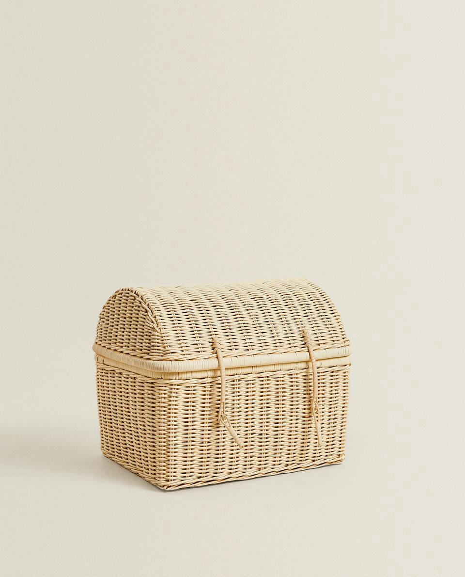 LARGE RATTAN CHEST BASKET