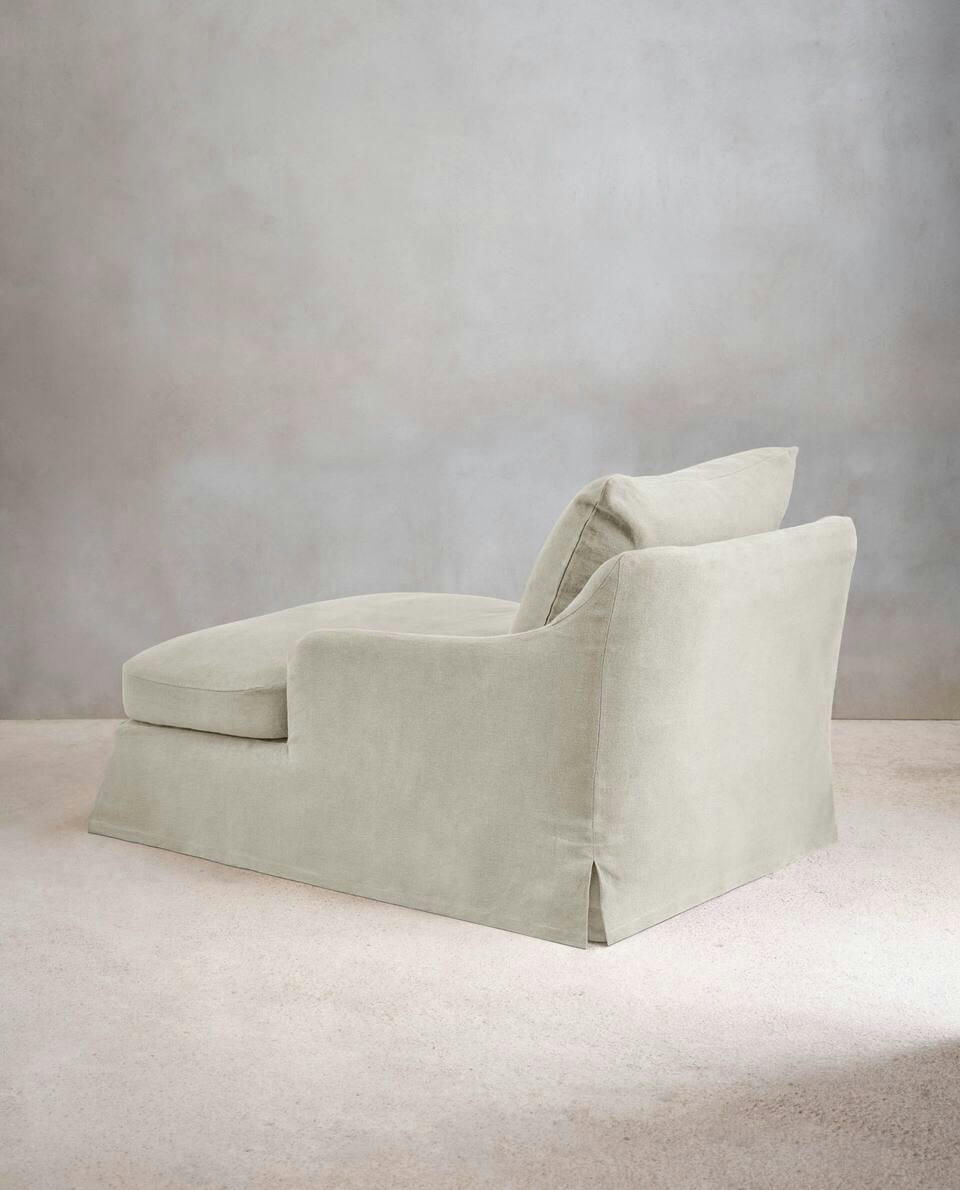 LOVESEAT 01