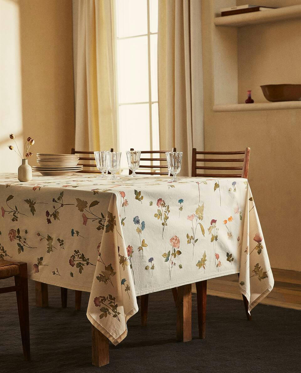 FLORAL PRINT COTTON TABLECLOTH