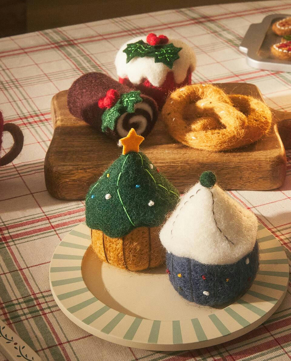 CHILDREN'S TOY FELT SWEETS SET