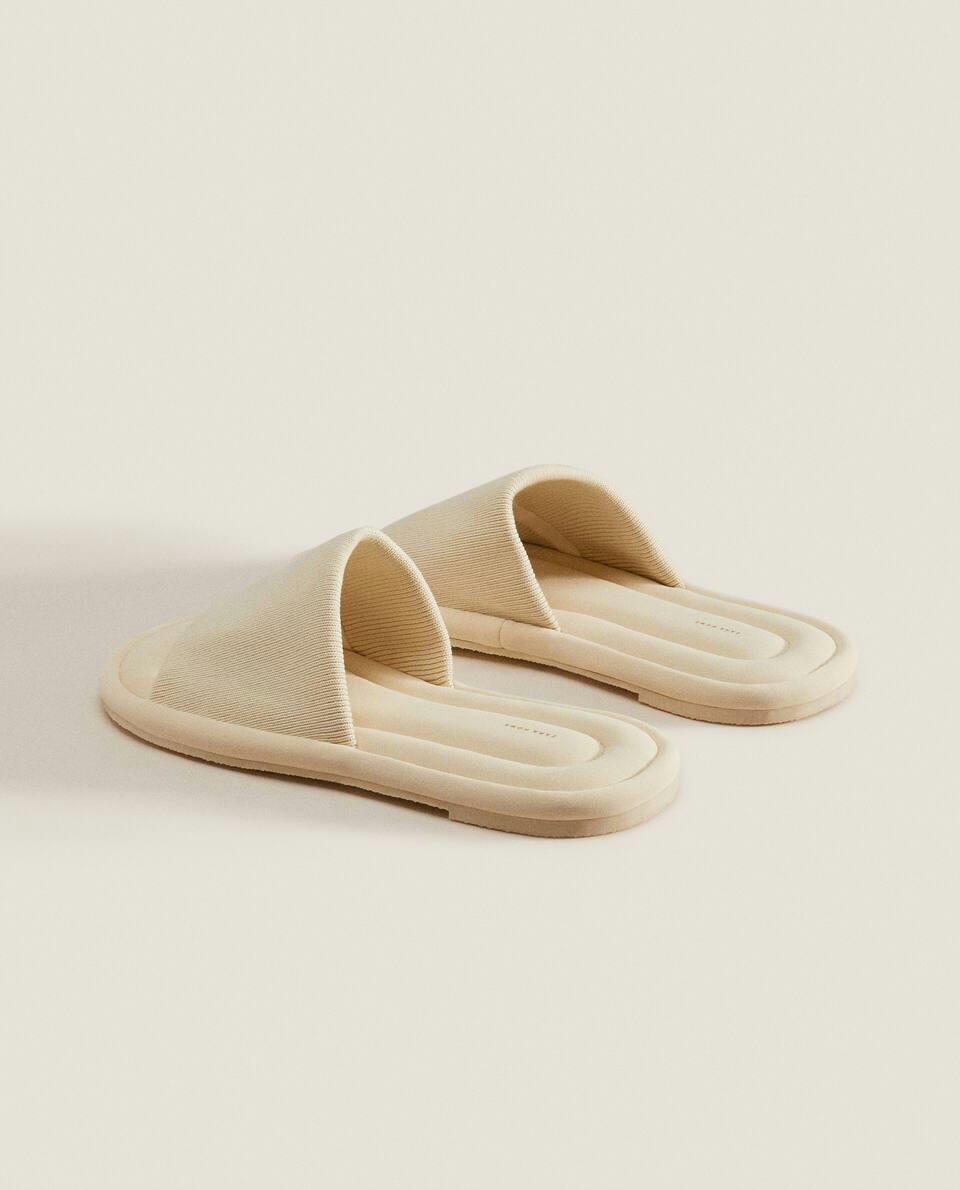 OPEN KNIT SLIPPERS