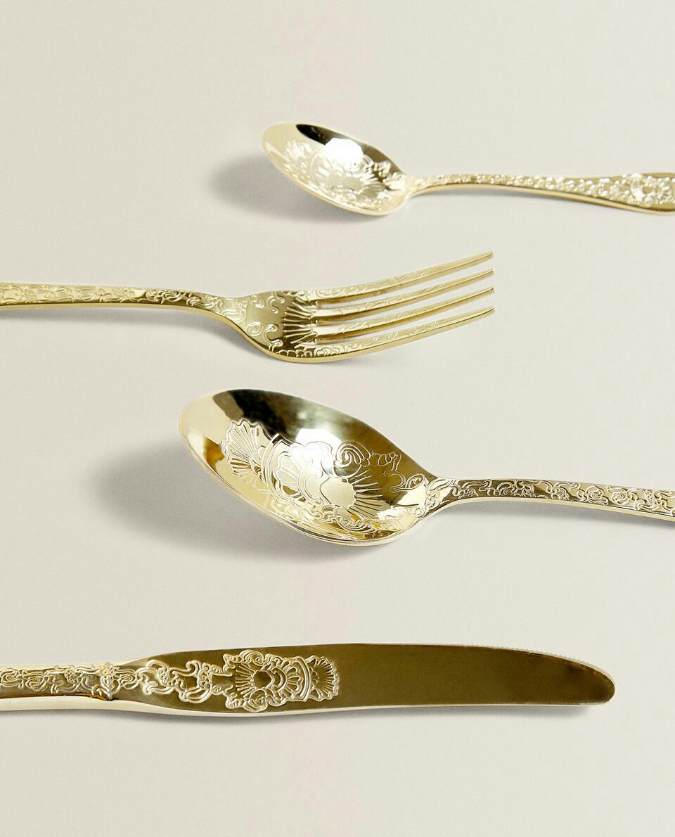 ENGRAVED GOLDEN DESSERT SPOON